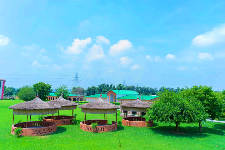 Camping Grounds Damdama - hidden nature lake forest near Delhi